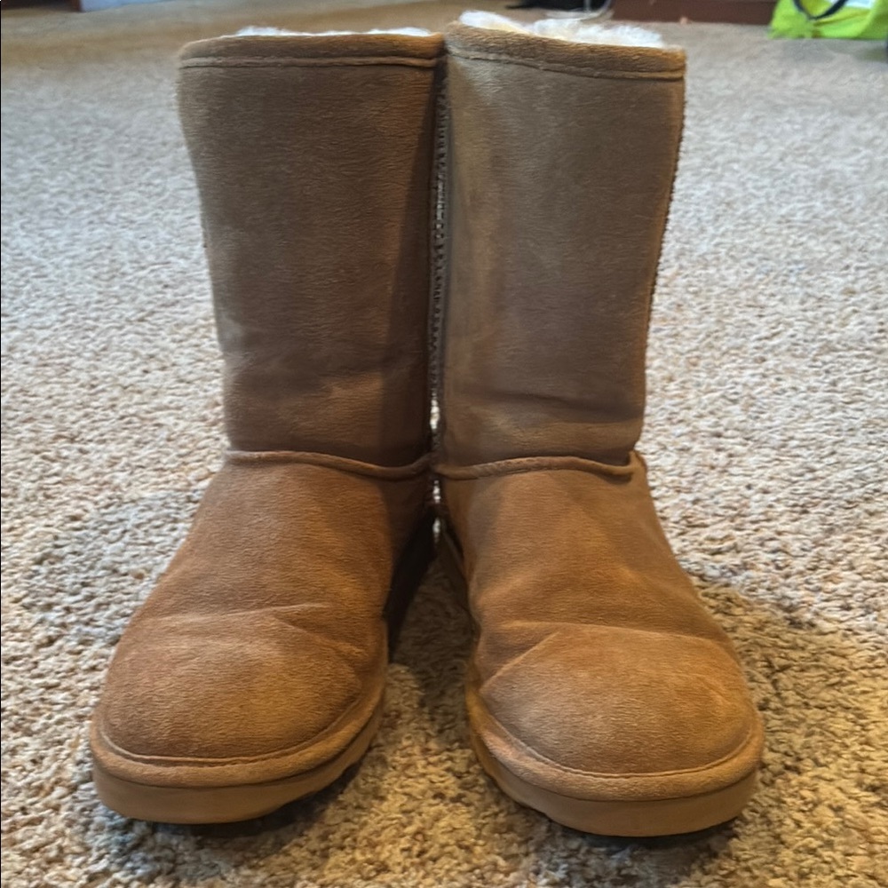 BearPaw Cream and Tan Shearling Boots